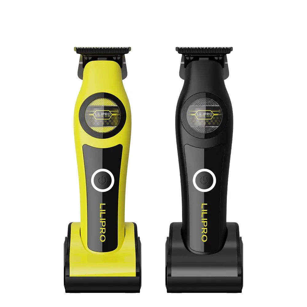Trimmer M63, en negro y en amarillo con negro, sobre sus bases de carga